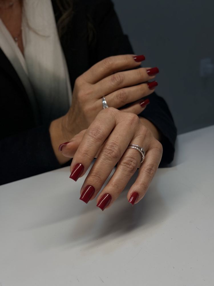 Unhas vermelhas